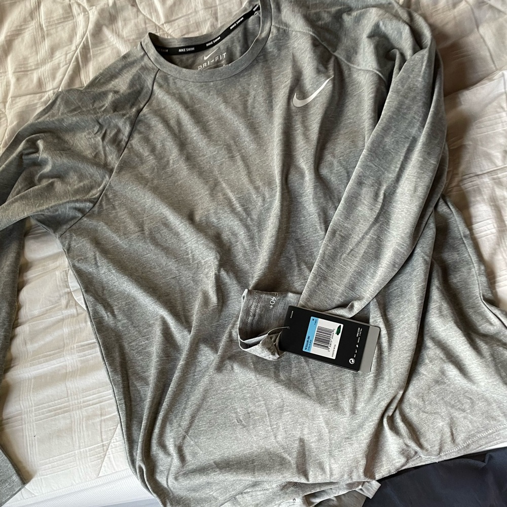 Nike long sleeve dry fit